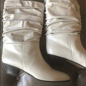 Brand new- never worn slouch Sudini boots size 10